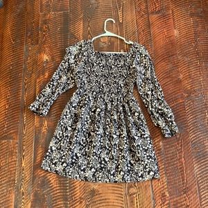 Black dress with white flowers 10-12 girls